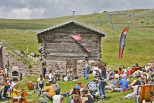 Wo im Winter die Skifahrer runter brettern, gastert im Sommer das Südtiroler Jazzfestival; Foto: MRuepp