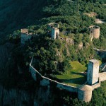 Das Schloss Sigmundskron zählt zu den größten Burganlagen Südtirols. Foto: Verkehrsamt der Stadt Bozen